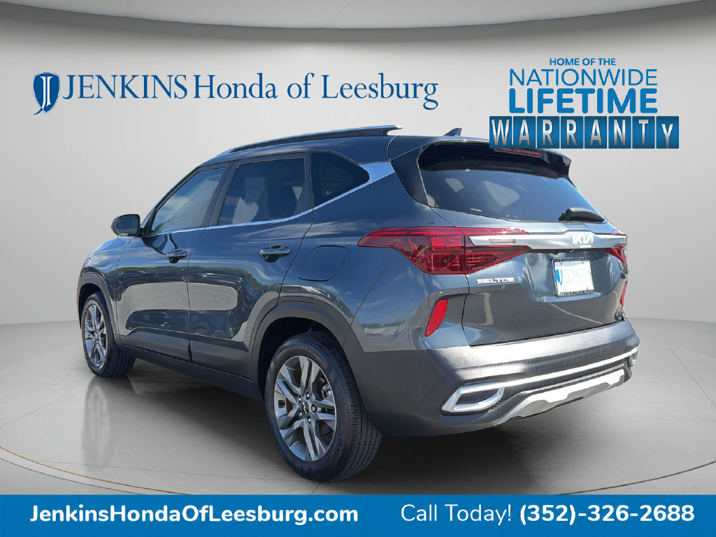 Used 2023 Kia Seltos S w/ Navigation Package FWD image 5