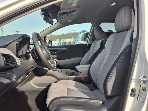 Certified 2025 Subaru Outback Premium image 6