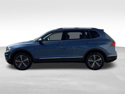 Used 2018 Volkswagen Tiguan SEL image 19