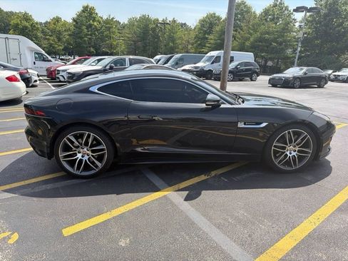 Used 2019 Jaguar F-TYPE R-Dynamic AWD/4WD image 2