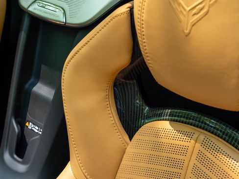 Used 2022 Chevrolet Corvette Stingray Preferred Cpe w/ Battery Protection Package RWD image 22