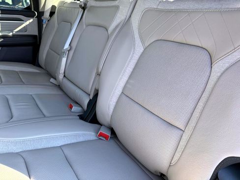 Used 2022 RAM 1500 Limited image 11