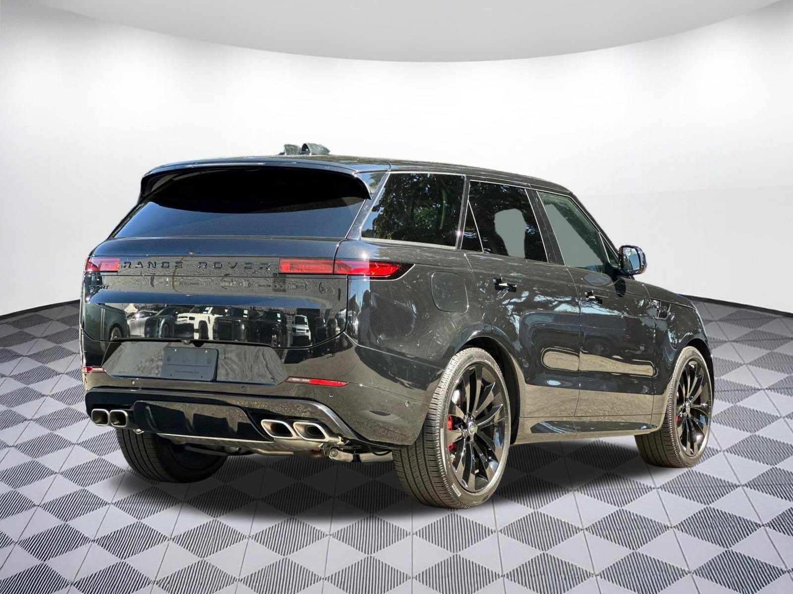Used 2025 Land Rover Range Rover Sport Dynamic SE AWD/4WD image 8