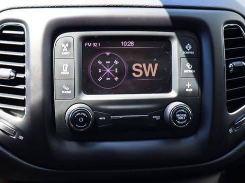 Used 2018 Jeep Compass Sport AWD/4WD image 46