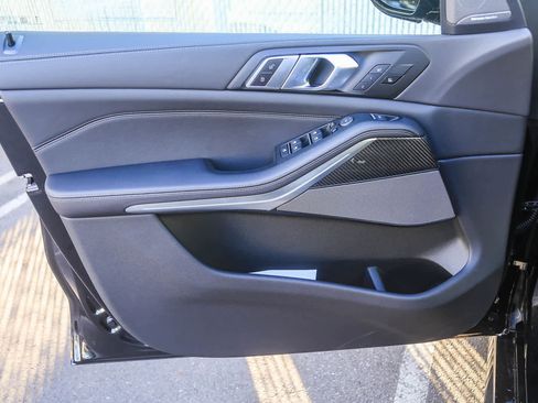 New 2026 BMW X5 M60i w/ Climate Comfort Package image 17