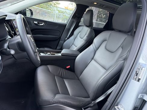 Certified 2025 Volvo XC60 B5 Plus image 16