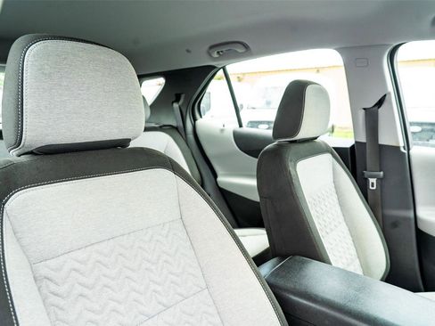 Used 2023 Chevrolet Equinox LS FWD image 20