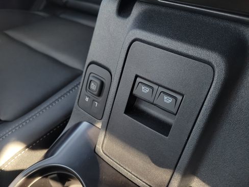 New 2025 Ford Bronco Badlands image 23