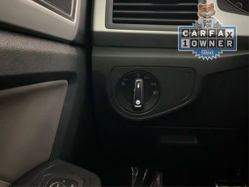 Used 2021 Volkswagen Atlas SE w/ Panoramic Sunroof Package image 23