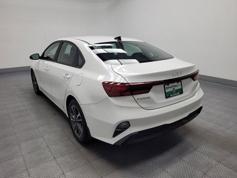 Used 2023 Kia Forte LXS FWD image 5