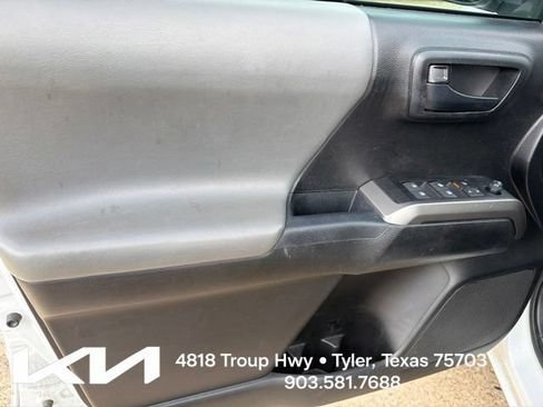 Used 2021 Toyota Tacoma SR5 RWD image 14