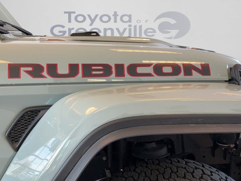 Used 2024 Jeep Wrangler Unlimited Rubicon AWD/4WD image 60