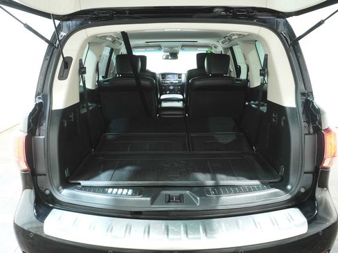 Used 2017 INFINITI QX80 4WD w/ Driver Assistance Package image 6