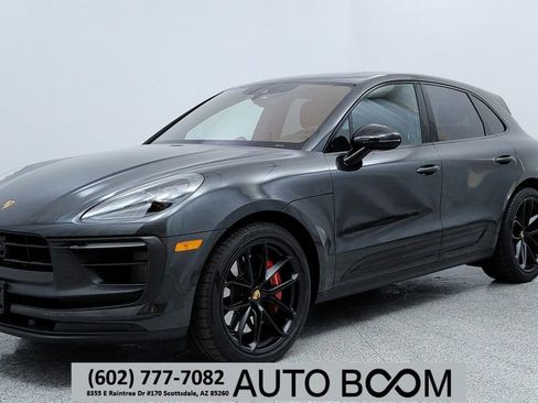 Used 2025 Porsche Macan GTS image 1