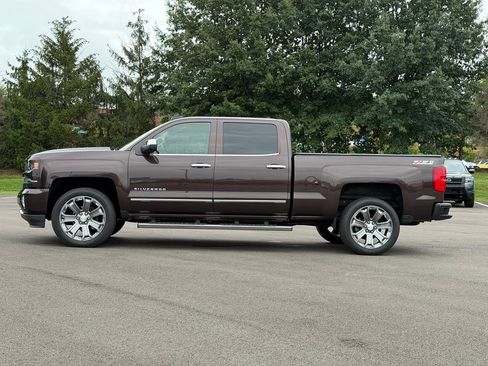 Used 2016 Chevrolet Silverado 1500 LTZ Z71 w/ LTZ Plus Package AWD/4WD image 3