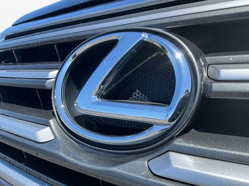 Used 2016 Lexus GX 460 w/ Navigation Package AWD/4WD image 17