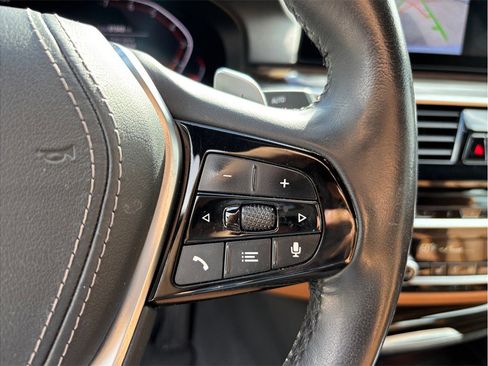 Used 2020 BMW 540i w/ Premium Package RWD image 30