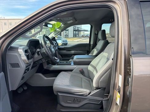 Used 2022 Ford F150 XLT w/ Equipment Group 302A High image 10