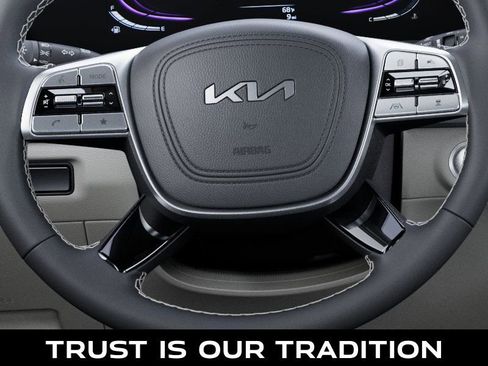 New 2025 Kia Telluride S image 22