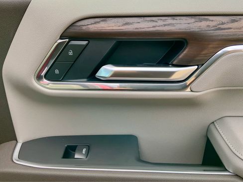 New 2026 GMC Sierra 1500 SLT image 56