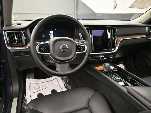 Used 2023 Volvo V60 B5 Cross Country Plus w/ Climate Package AWD/4WD image 23