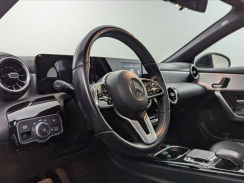 Used 2020 Mercedes-Benz A 220 image 24