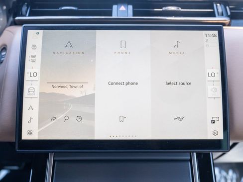 New 2025 Land Rover Range Rover Velar Dynamic HSE AWD/4WD image 21