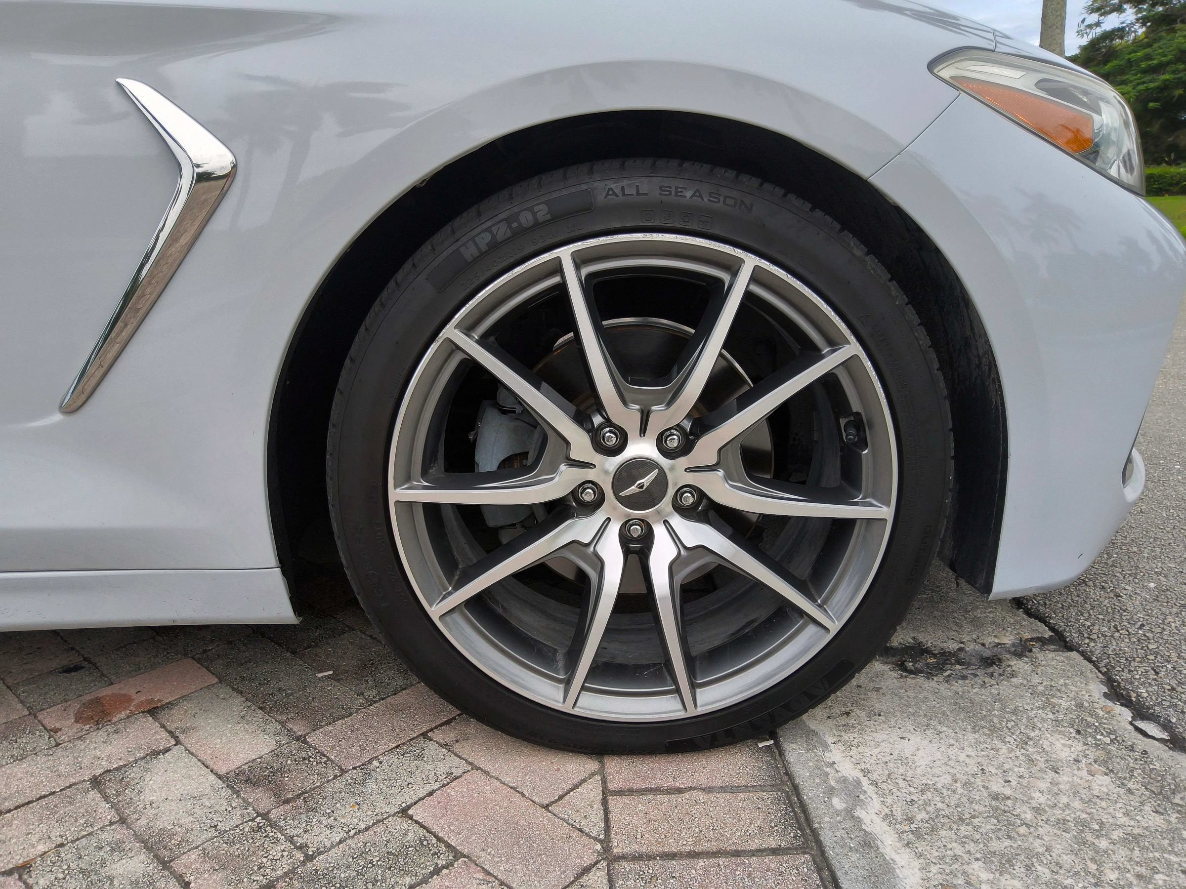Used 2019 Genesis G70 2.0T Advanced w/ Dynamic Package RWD image 54