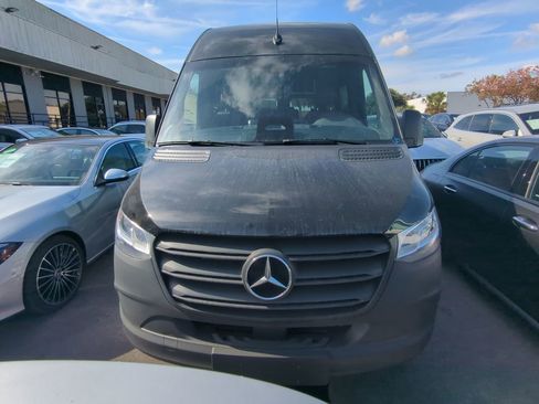 Used 2025 Mercedes-Benz Sprinter 2500 image 20