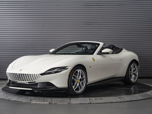 Used 2026 Ferrari Roma Spider RWD image 1