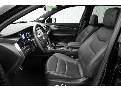 Certified 2023 Cadillac XT6 Sport w/ Technology Package AWD/4WD image 10