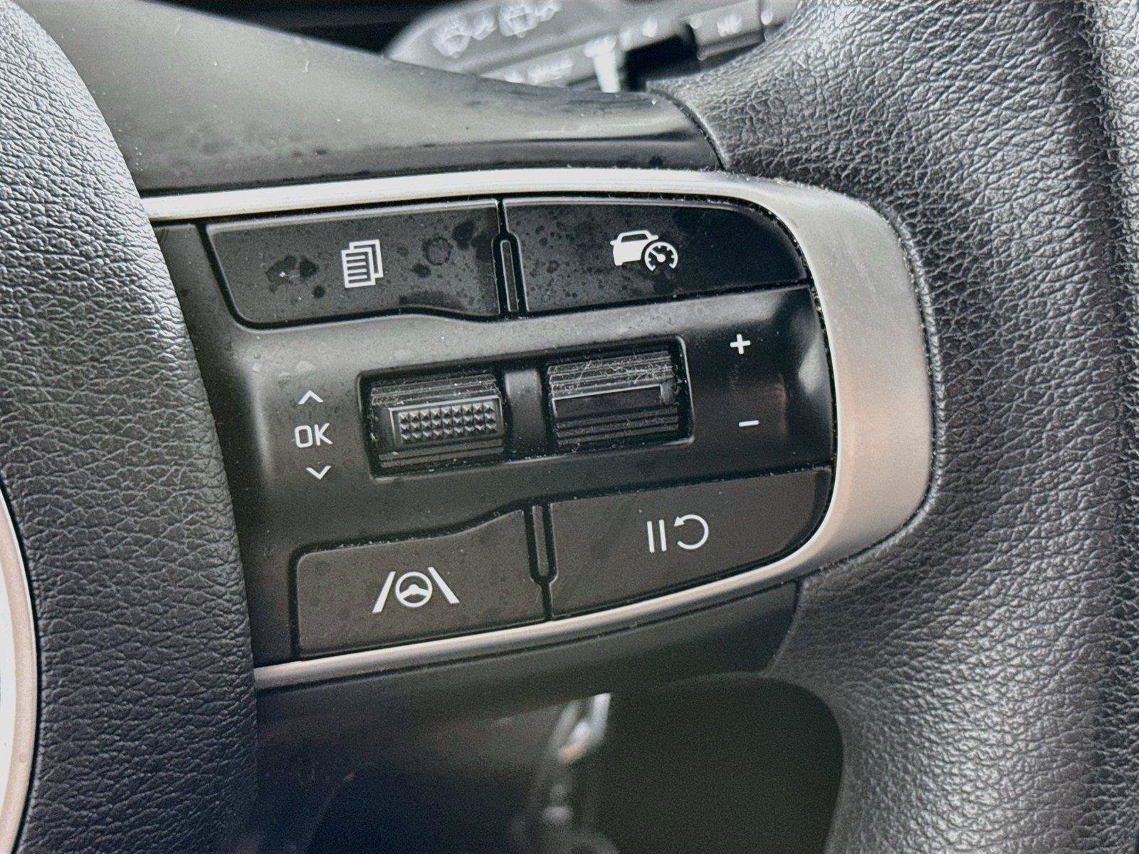 Used 2024 Kia Sportage LX FWD image 15
