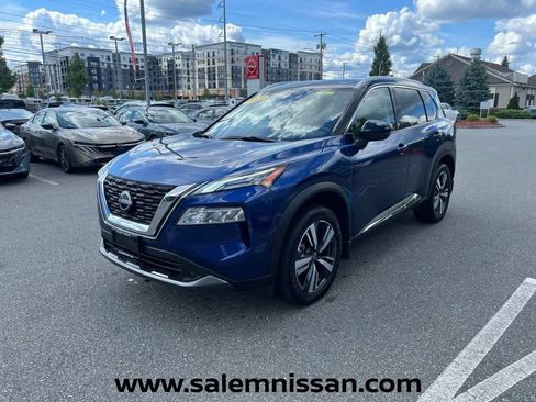 Used 2023 Nissan Rogue SL AWD/4WD image 3