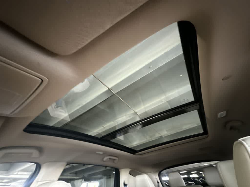 Certified 2024 Acura MDX w/ Technology Package FWD image 25