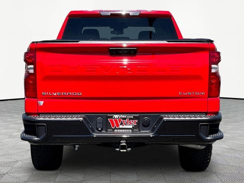 Used 2025 Chevrolet Silverado 1500 Custom Trail Boss AWD/4WD image 5