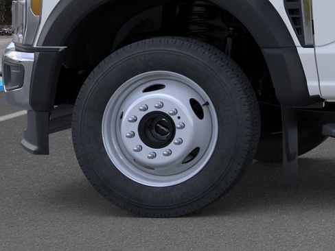 New 2026 Ford F450 XL w/ XL Chrome Package image 19