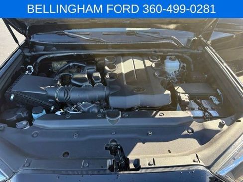 Used 2024 Toyota 4Runner TRD Off-Road image 38