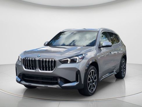Used 2026 BMW X1 xDrive28i w/ Convenience Package AWD/4WD image 2