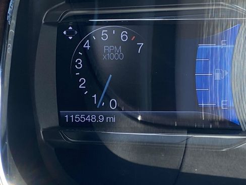 Used 2015 Ford Taurus Limited FWD image 24