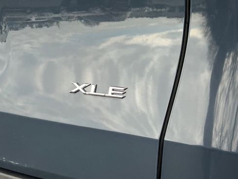 Used 2025 Toyota Grand Highlander XLE image 6