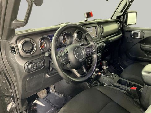 Used 2022 Jeep Gladiator Sport AWD/4WD image 18