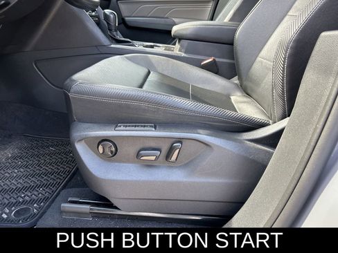 Used 2022 Volkswagen Atlas Cross Sport SEL R-Line image 10