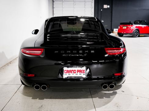 Used 2015 Porsche 911 Carrera S image 4