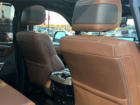 Used 2023 Toyota Tundra 1794 Edition image 32