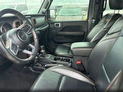 Used 2021 Jeep Gladiator Mojave AWD/4WD image 9