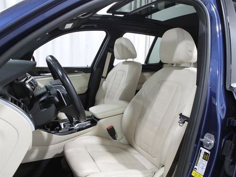 Used 2021 BMW X3 xDrive30i w/ Premium Package image 5
