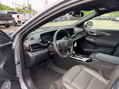 New 2026 Buick Envista Preferred FWD image 16