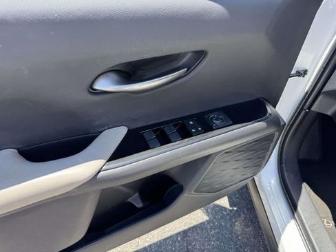 Used 2020 Lexus UX 250h w/ Premium Package AWD/4WD image 22