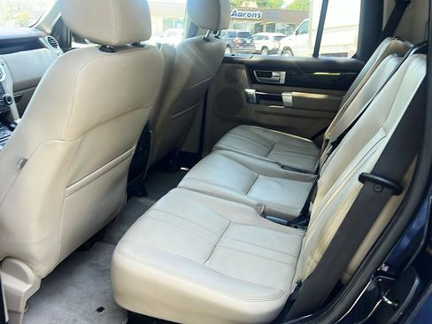 Used 2016 Land Rover LR4 HSE AWD/4WD image 16
