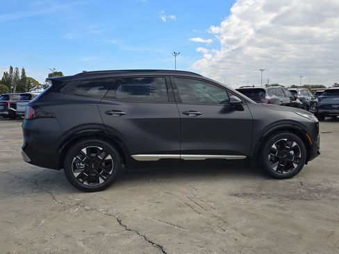 New 2026 Kia Sportage SX FWD image 9